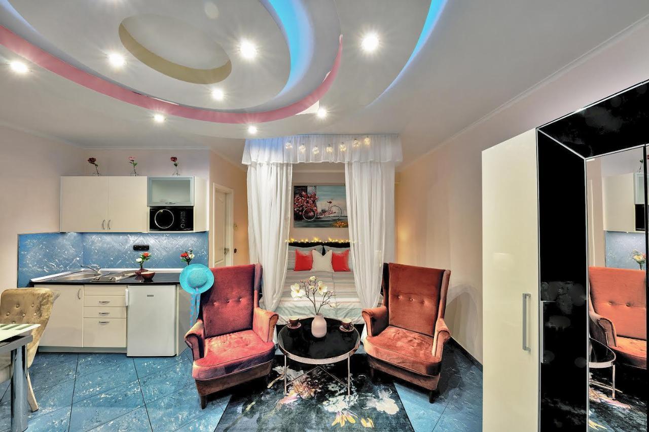 Vintiamo Apartmanok Egerszalók Exteriör bild