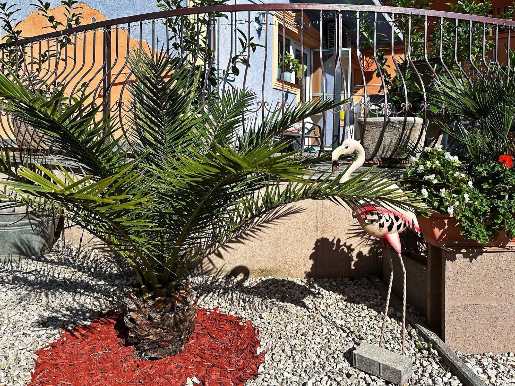 Vintiamo Apartmanok Egerszalók Exteriör bild